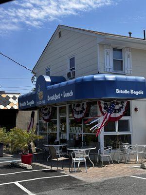 Outside, outdoor seating