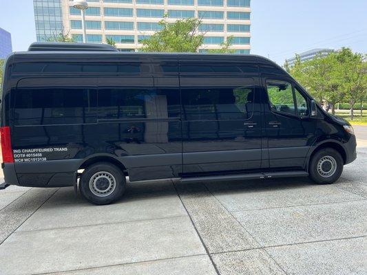 Luxury Sprinter Van in Washington DC