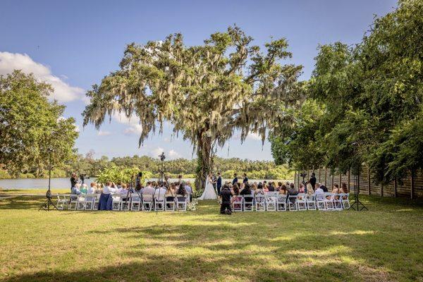 Beautiful wedding by the water!