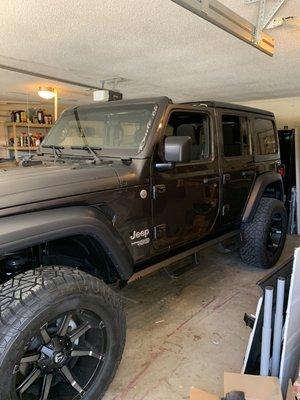 Jeep in hobbit garage