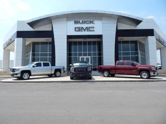 The front of Jerry's Buick GMC in Weatherford, Texas.