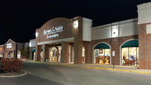 Storefront for Barnes and Noble near Fairfield Commons