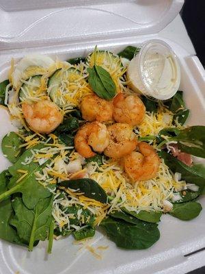 Salad with shrimp