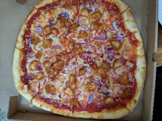 BBQ chicken pizza