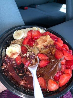 Brazilian Bowl w/ peanut butter, Nutella and honey!