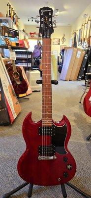 Epiphone Limited-Edition SG Special-I in Cherry