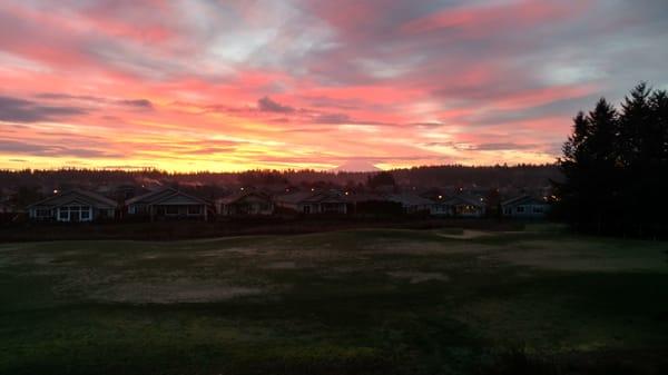 Beautiful sunrise over the 5th fairway on the Links course