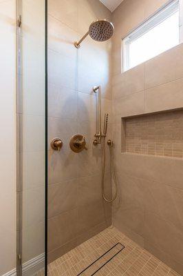 Fine shower plumbing fixtures