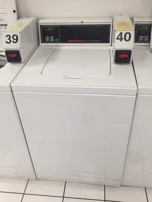 Speed queen top load washer (Gold Coast)