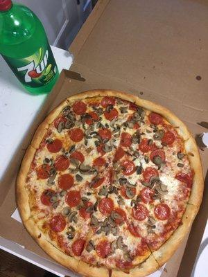 Pepperoni & Mushroom Pizza (comes with free 2L soda!)