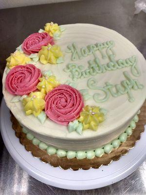 Our cakes include simple decorations with emphasis on great taste.