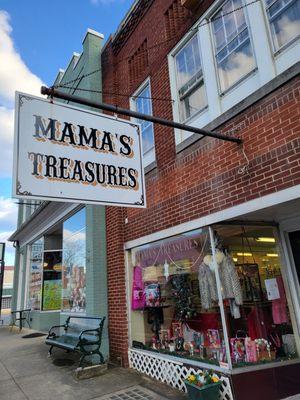 Mama's Treasures