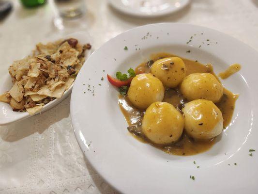 Silesian Dumplings With Meat (Pyzy) with Wazanki side