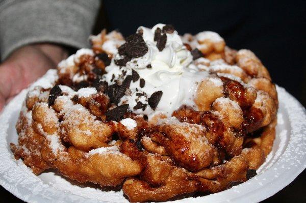 The Cookies & Cream Funnel Cake was a hefty serving of deep fried dough topped with powdered sugar, chocolate, whipped cream & cookies.