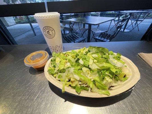 Chicken bowl with lemonade