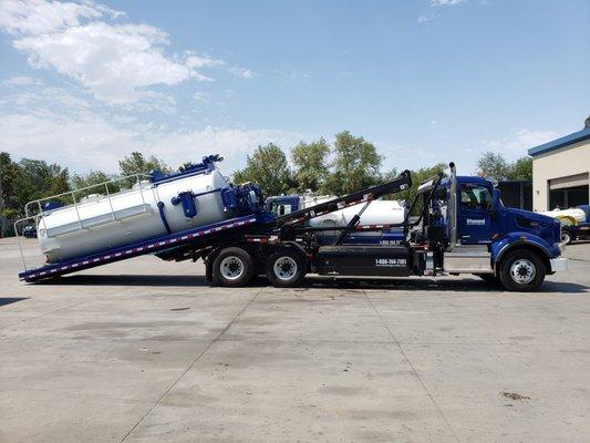 New service for our customers! 3,000 gallon self contained tank to leave on site for small volume vacuum pick up.