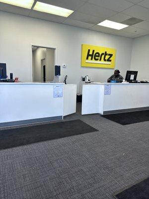 Hertz Car Rental - Antioch - 10th Street HLE