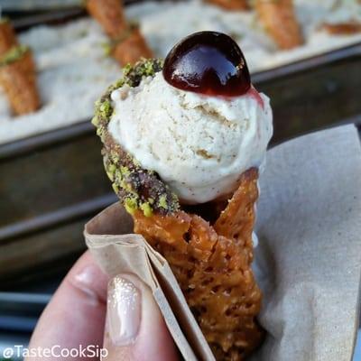 2015 Golden Fork Award Sweet Treat Winner Ricotta Gelato, chocolate dipped & pistachio crusted cannoli shell from #PrimoOrlando