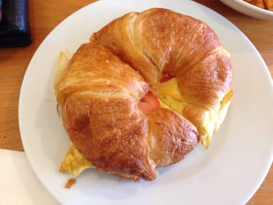 Egg croissant