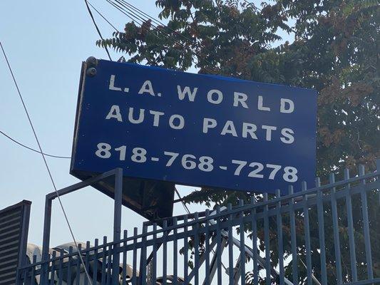 La World Auto Parts