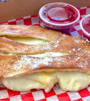 Calzone pizza