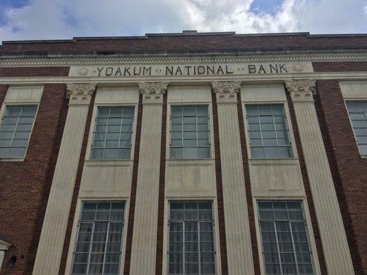 Yoakum National Bank