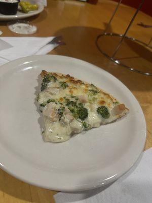 Chicken and broccoli pizza