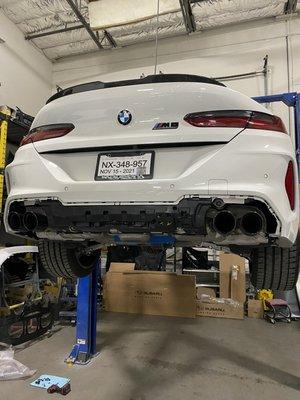 2022 BMW M8 Competition Akropovic Exhaust and Carbon rear diffuser install