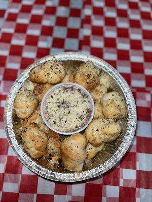 Garlic knots