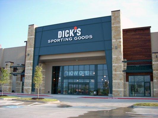 DICK'S Sporting Goods