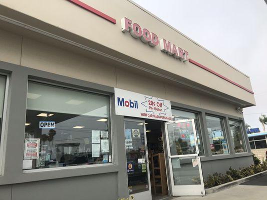 Mobil Gas & Food Mart