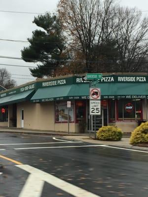 Riverside Pizza of Dedham -- 7 Needham Street, Dedham             Storefront