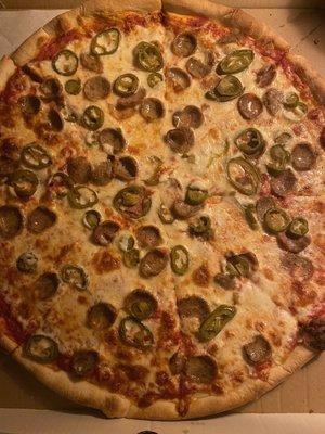 Sausage jalapeño XL pizza