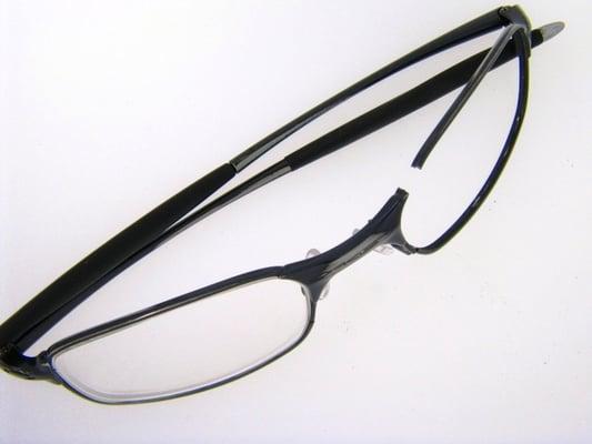 sample of broken eyeglasses