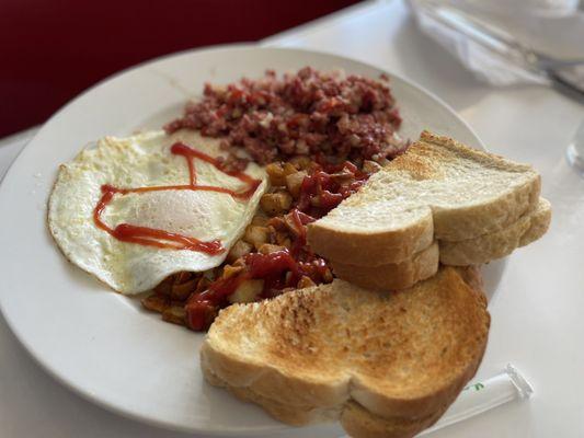 Eggs and Deluxe Corned Beef Hash & Eggs