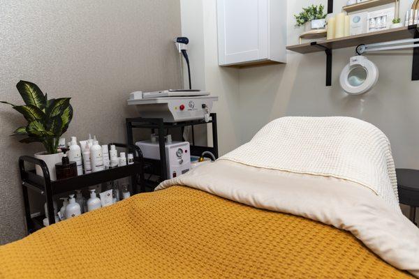 Enjoy our relaxing treatment rooms adorned with calming elements and soft lighting.