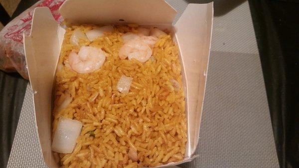 a large shrimp fried rice