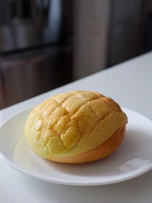 Honeydew Bolo Bun @tiffhuangry