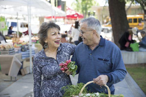 Located near Todos Santos Plaza, our 55+ senior community offers easy access to a variety of popular Downtown Concord destinations.