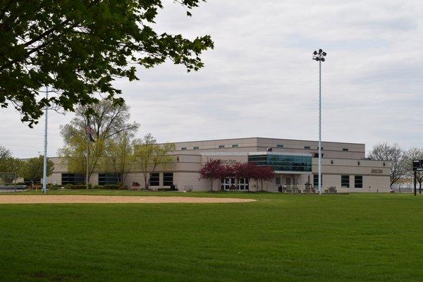 Grant Park Recreation Center, Veterans Park District, Northlake, IL #veteransparkdistrict