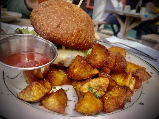 Bar Burger and Crisp Potatoes