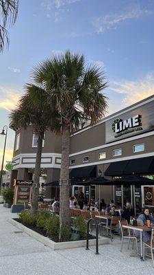 Lime Entryway - cool outdoor eating area