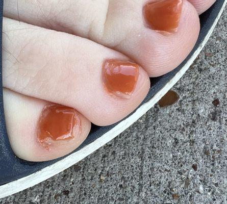 Sloppy- terrible pedi