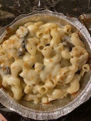 Goddess Mac and cheese with mushroom