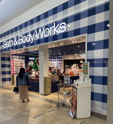 Bath & Body Works