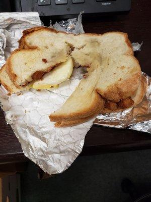 My bacon egg and cheese on toast out of the wrapper. Should have expected this, it is a gas station after all ‍