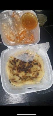 Pupusas de Chicharron!