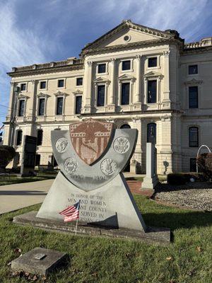 Memorials surround Courthouse