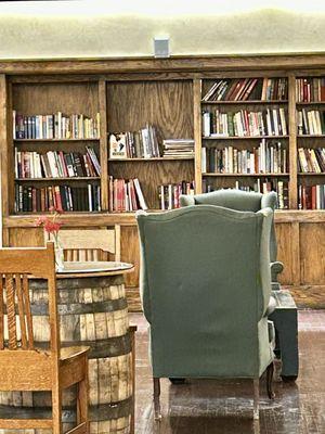 Library in Shawnee Inn