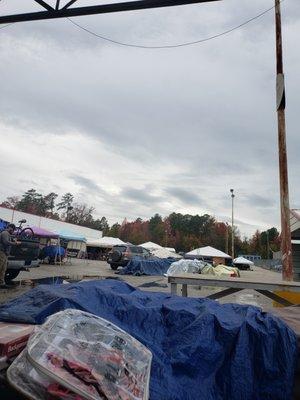 Bragg Boulevard Flea Market